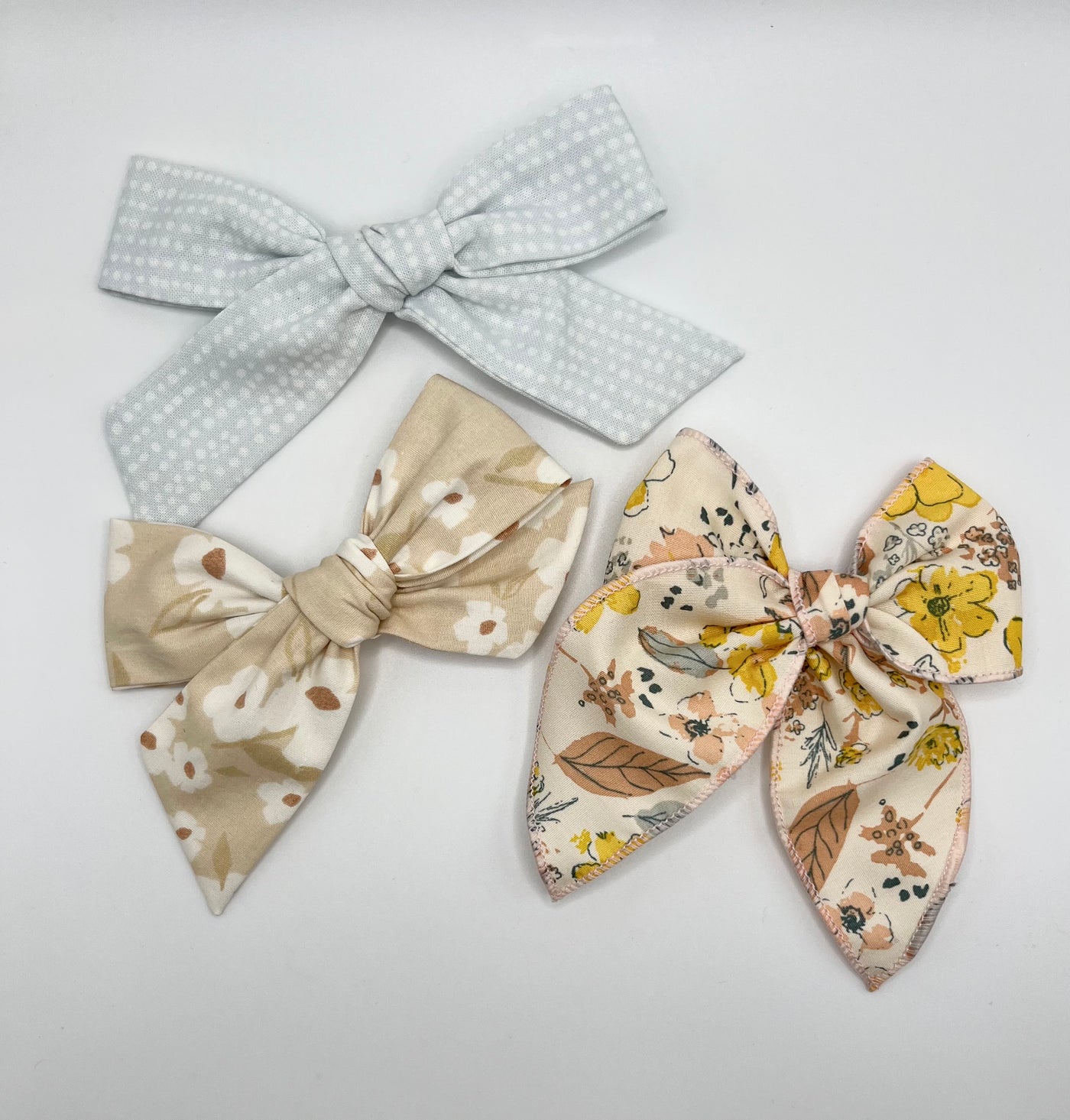 Penny Bow- Cream with Yellow Flowers