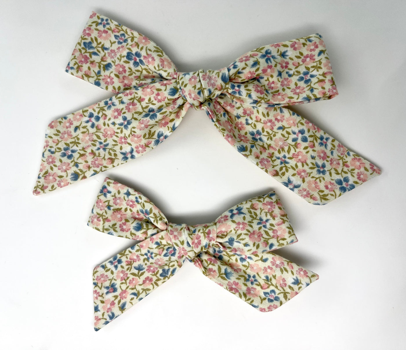 Lolly Bow- Cream floral